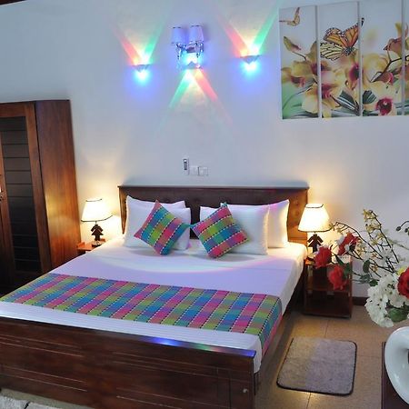 كاتوناياكى Guest Ryan Hotel المظهر الخارجي الصورة