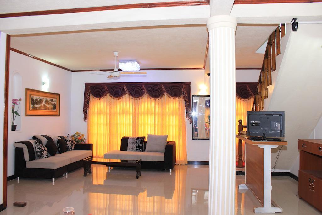 كاتوناياكى Guest Ryan Hotel المظهر الخارجي الصورة