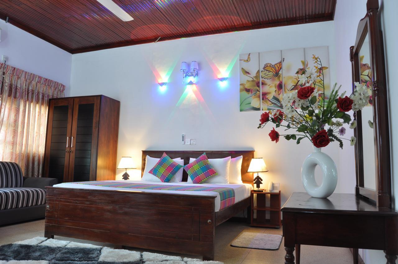 كاتوناياكى Guest Ryan Hotel المظهر الخارجي الصورة