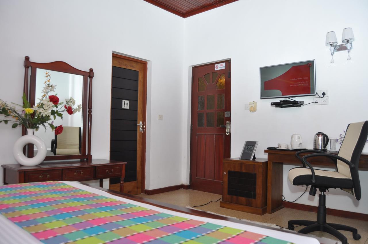 كاتوناياكى Guest Ryan Hotel المظهر الخارجي الصورة